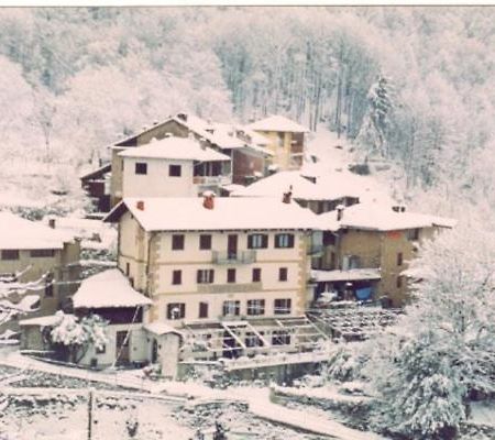 Delzanno Hotel Varallo Ngoại thất bức ảnh